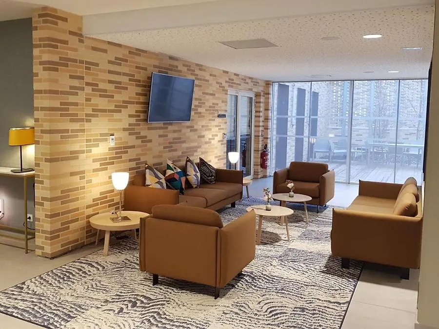 *** Apartahotel Residhome Toulouse Ponts Jumeaux Francia